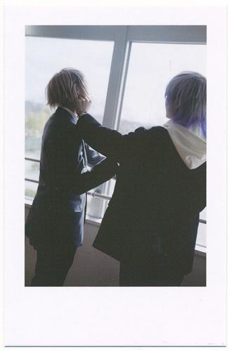 いれいす 実写チェキ いむしょー サイン入り(初兎) いれいす 実写