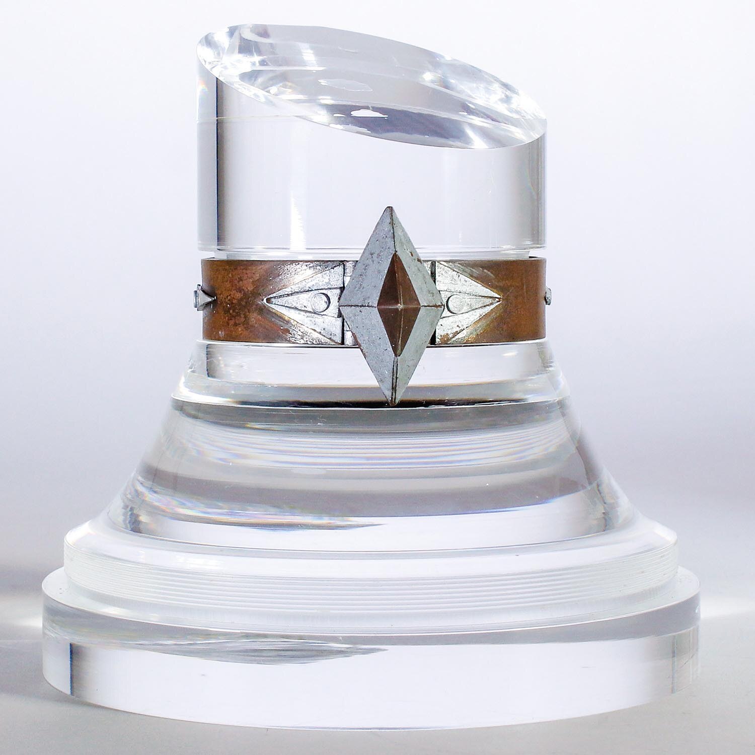 帰ってきたウルトラマン ウルトラブレスレット型リング INSPIRE製 帰っ