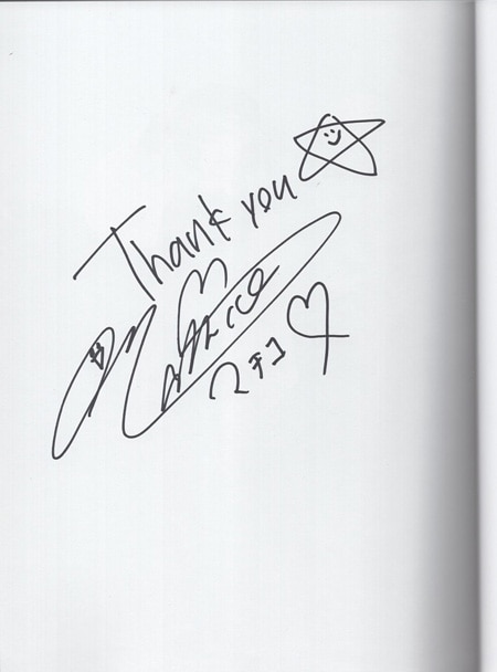 Machico 直筆サイン本「マチコレクション」