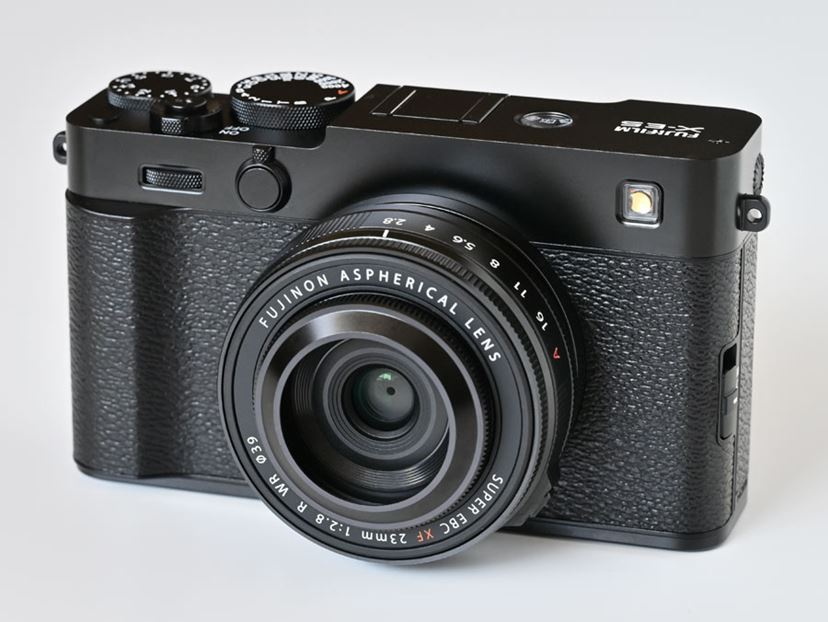 富士フイルム「X-E5」レビュー！ 待望のボディ内手ブレ補正をついに