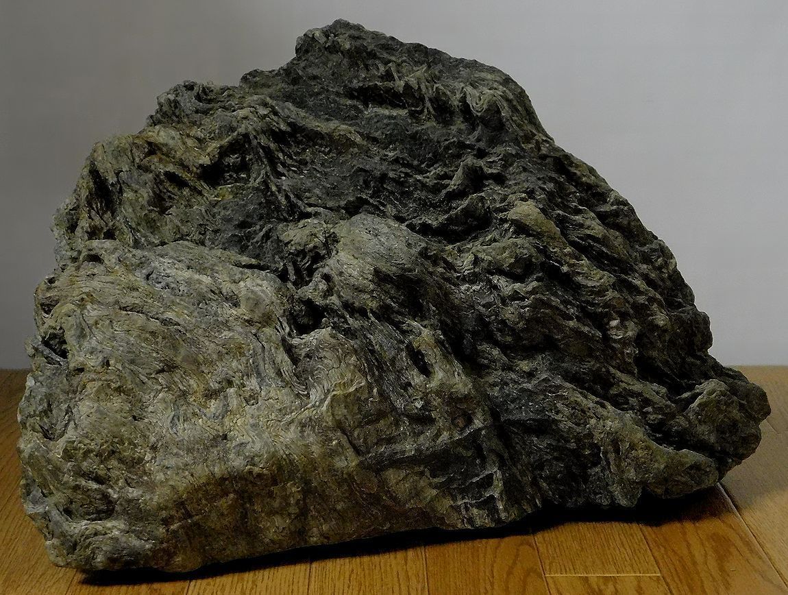 緋山酔恭「山水石美術館」 華山石・抹香石,サヌカイト・筑前真黒石・千仏石