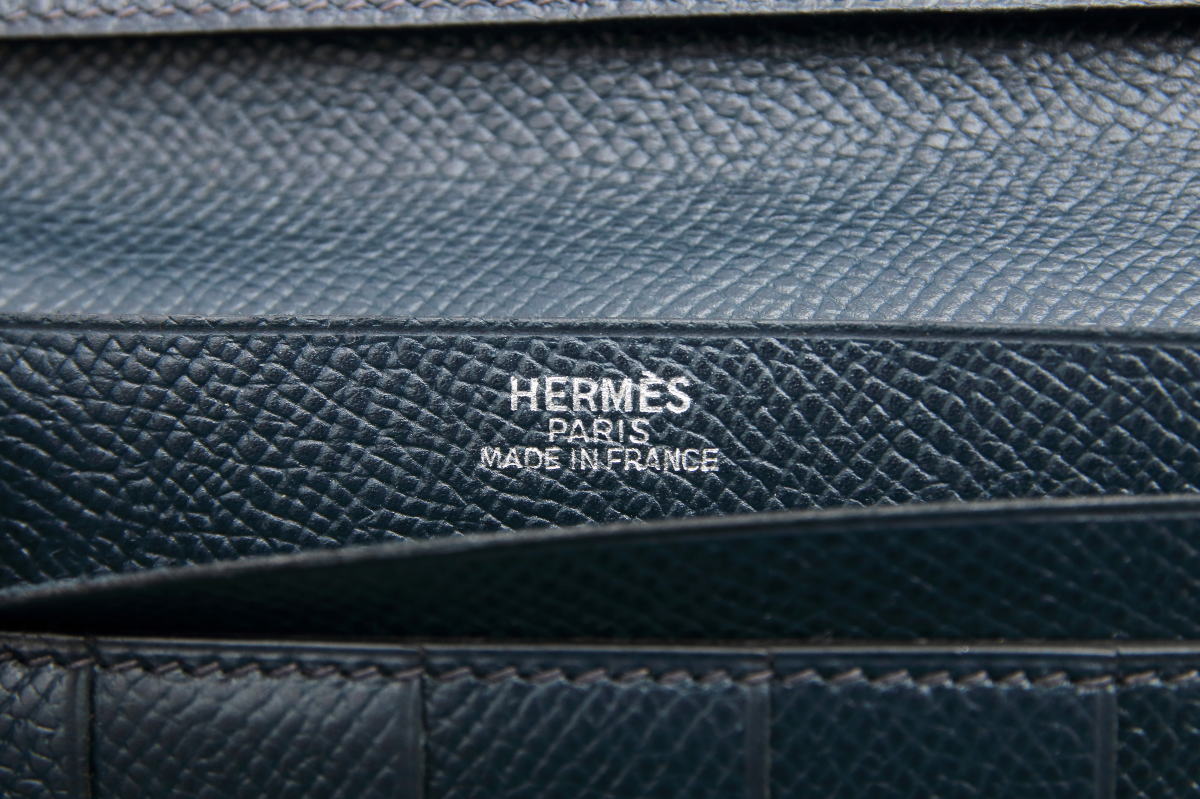 HERMES エルメス ベアン クラシック シルバー金具 二つ折り長財布