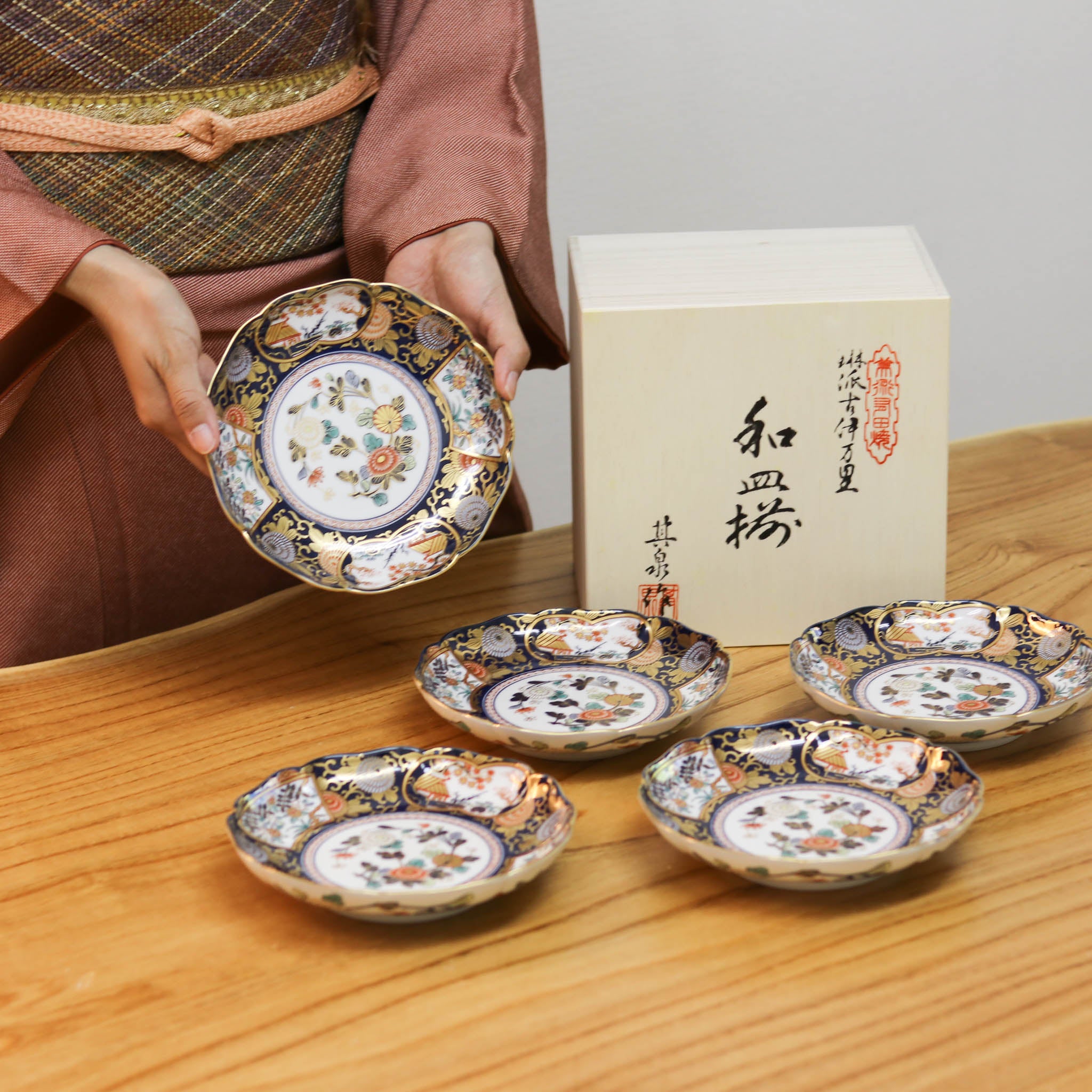 有田焼藤太郎窯古染地紋花鳥盛皿揃5枚セット中皿染付古伊万里変形皿