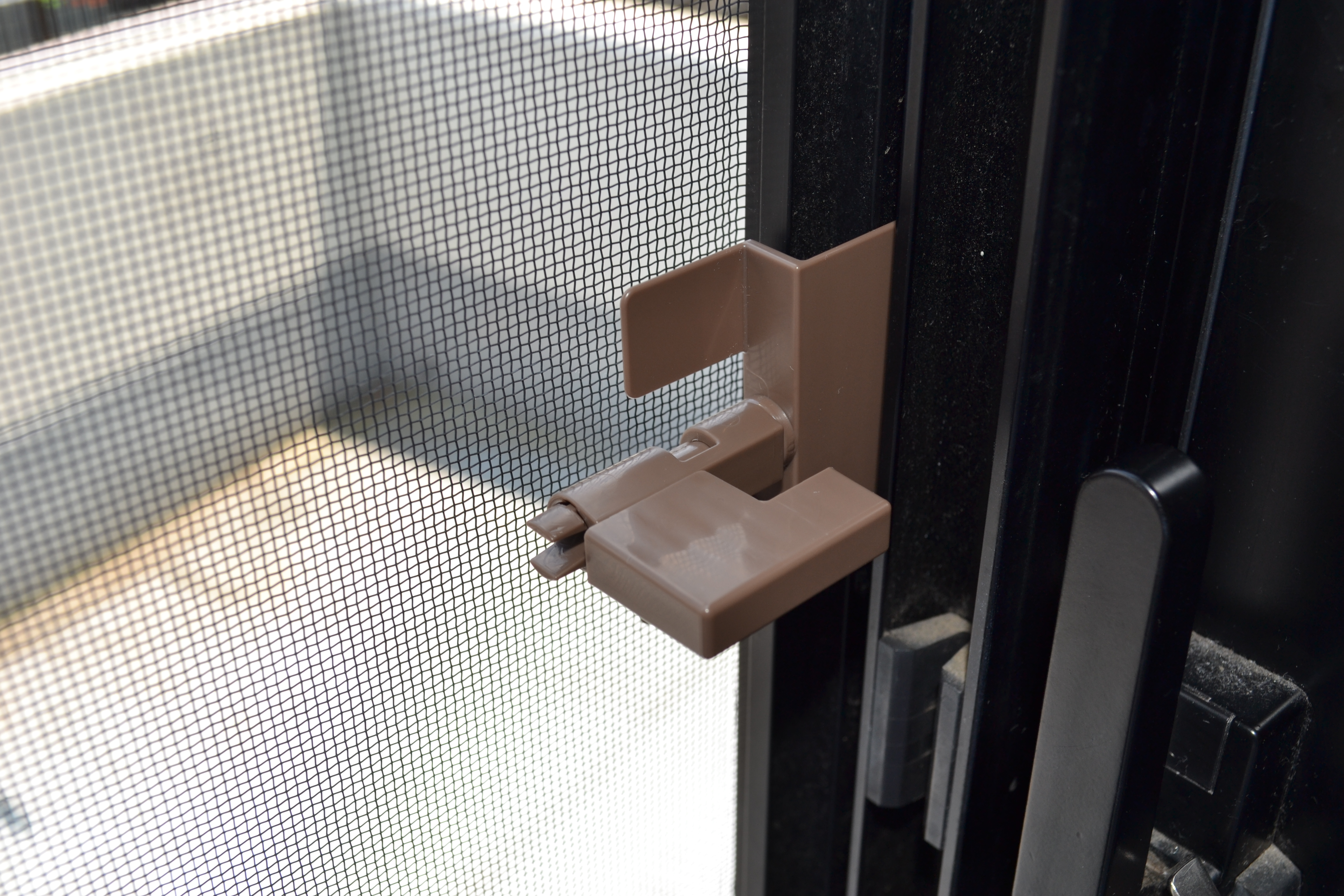 網戸用ロック | 商品情報 | KOKUBO 小久保工業所（家庭日用品・生活