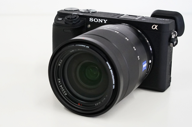 美品 保証残 SONY α6300 ミラーレスカメラ 本体 SONY（ソニー） α6300