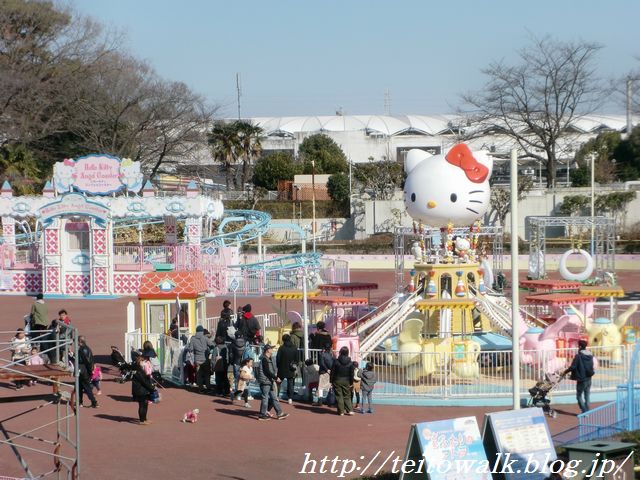 ハローキティ メダル 西武園ゆうえんち メルヘンタウン 記念メダル