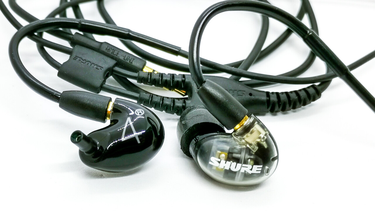 Shure 「AONIC4」 くっきりとした描写で様々なジャンルの曲を楽しめる