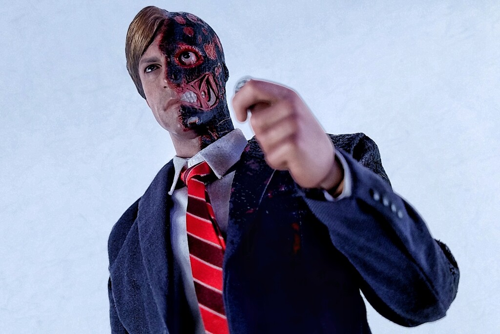 ホットトイズ トゥーフェイス(2.0版) レビュー : えるけーえぬ