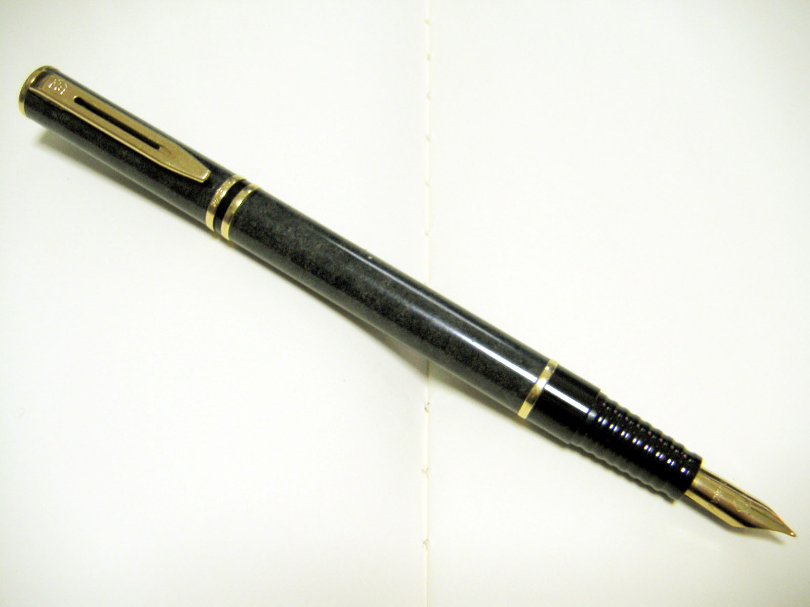 WATERMAN Laureat Glay (F) : ぺん☆ぱれーどっ！