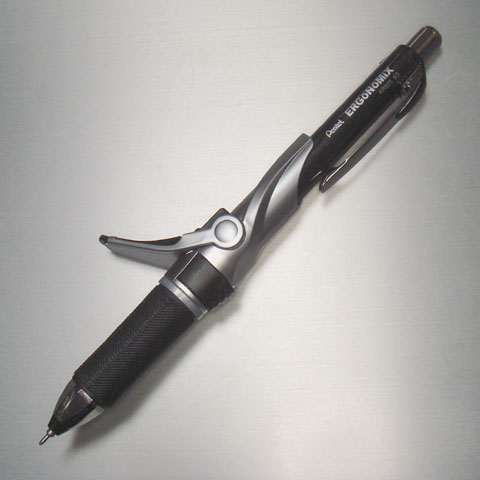 ぺんてる エルゴノミクス ウィンググリップ ボールペン 廃番 廃盤