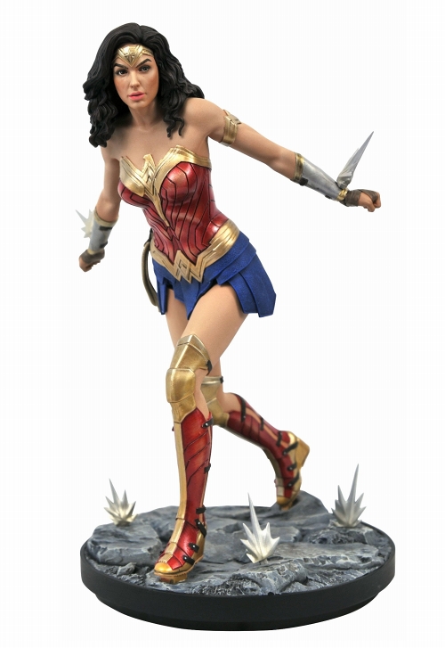 DCギャラリー/ WONDER WOMAN 1984: ワンダーウーマン PVCスタチュー