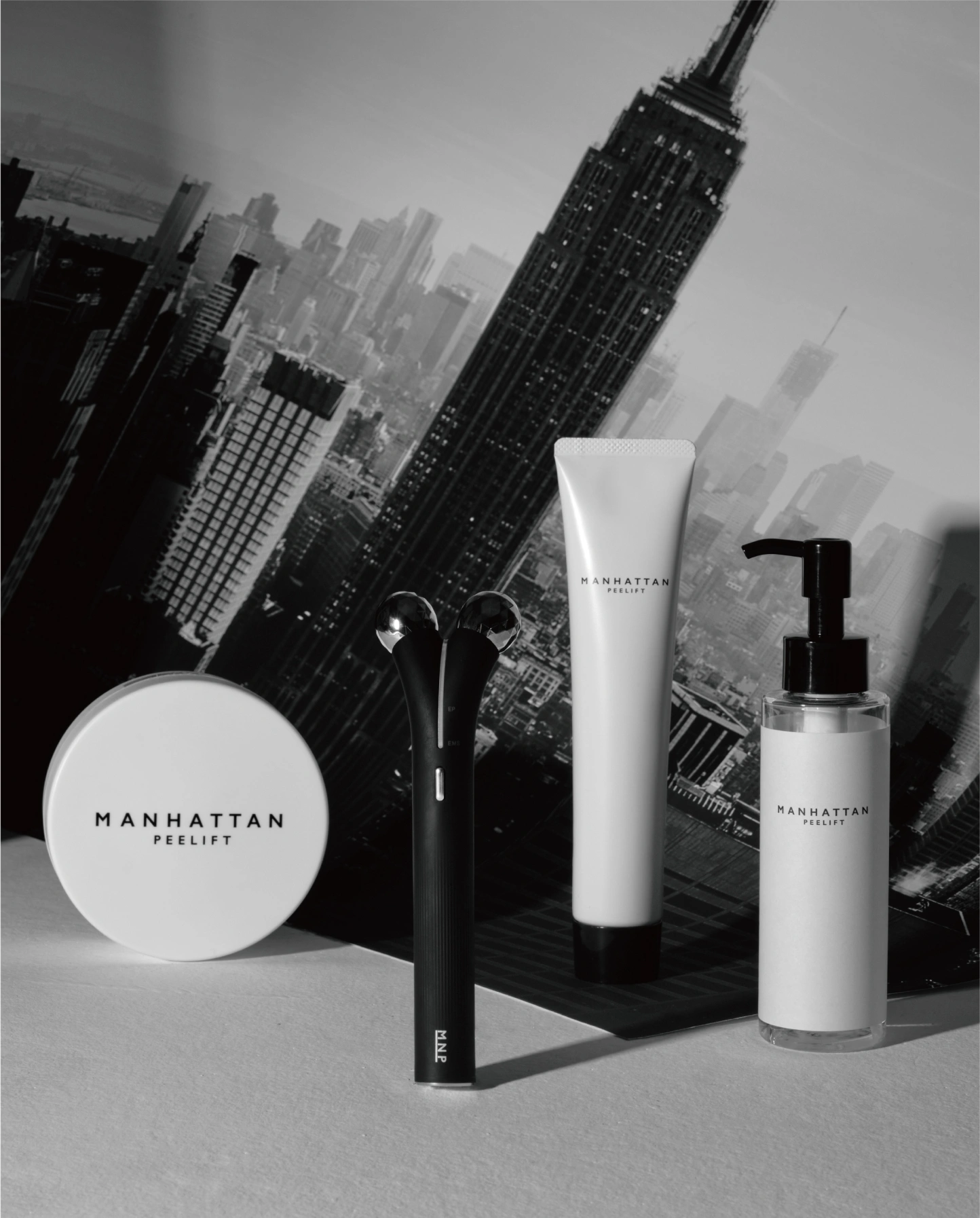 MANHATTAN PEELIFT 目元美顔器 セラム付き ヒロ銀座に「マンハッタン