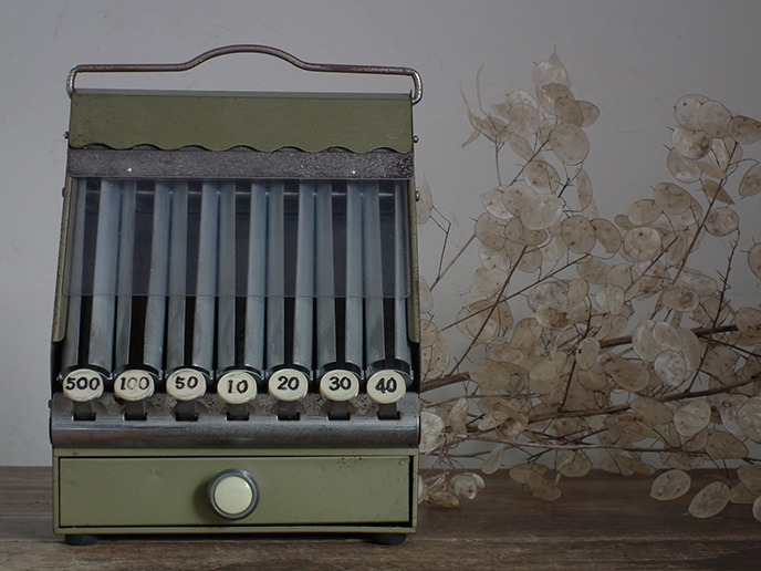 H02229 レトロ 鉄製 古いレジスター | MANSIKKA antiquesMANSIKKA antiques