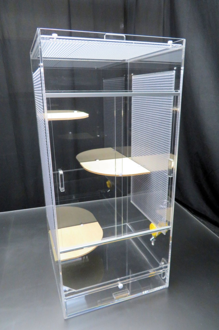 アクリルケージ