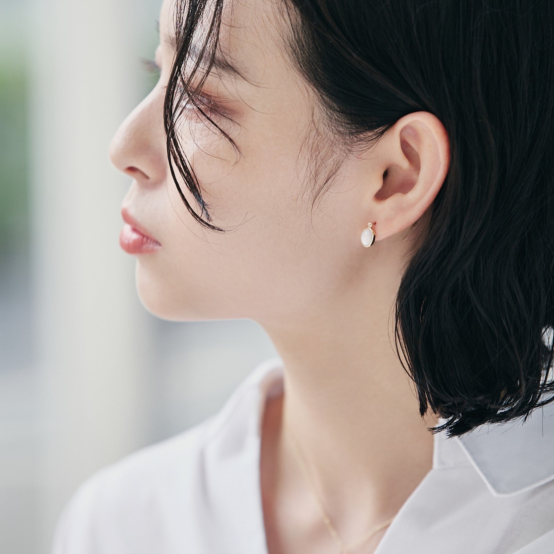 K10 ホワイトアゲート × ホワイトトパーズ スタッドピアス - me