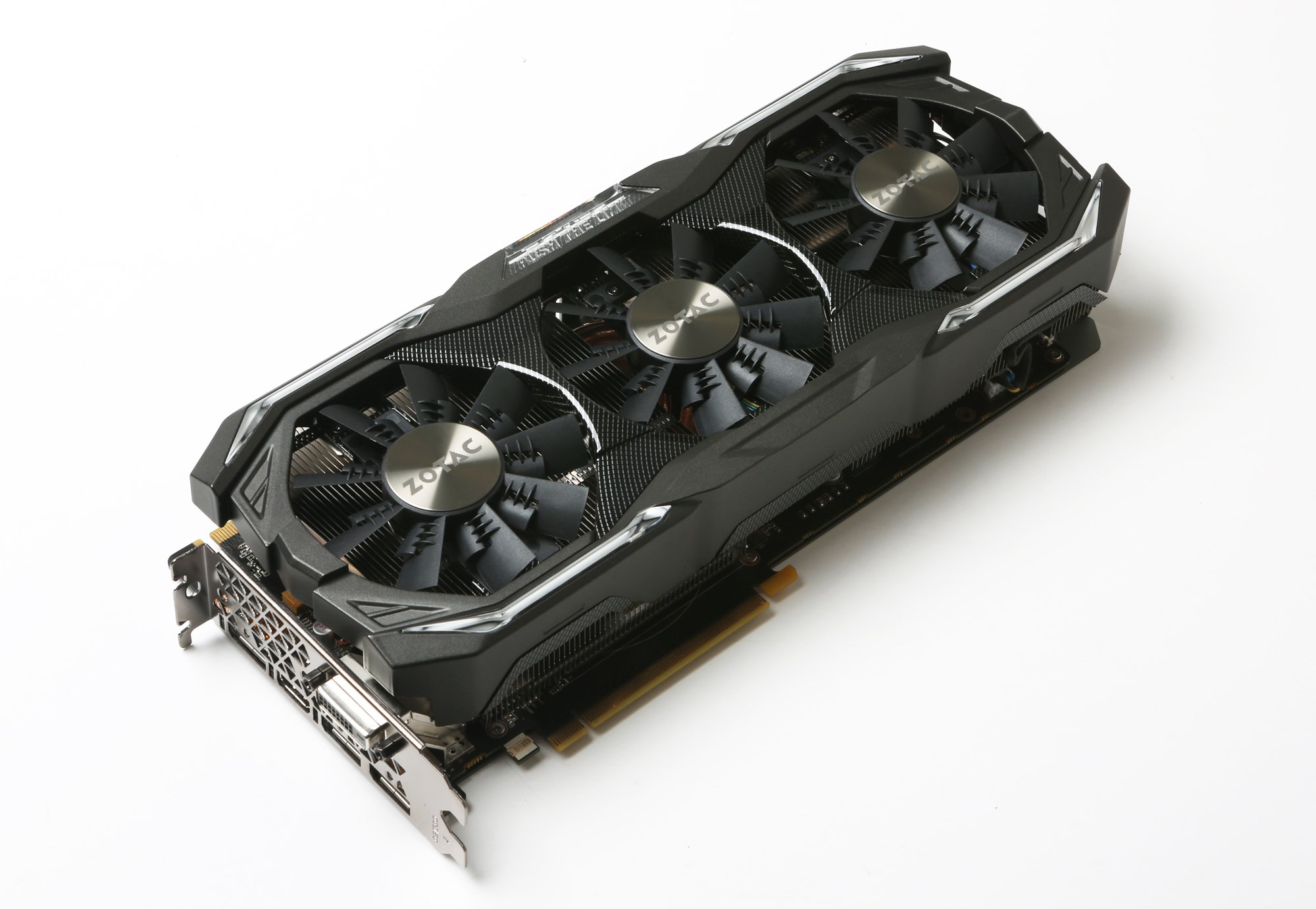 Amazon | ZOTAC GeForce GTX 1070 AMP Extreme グラフィックスボード