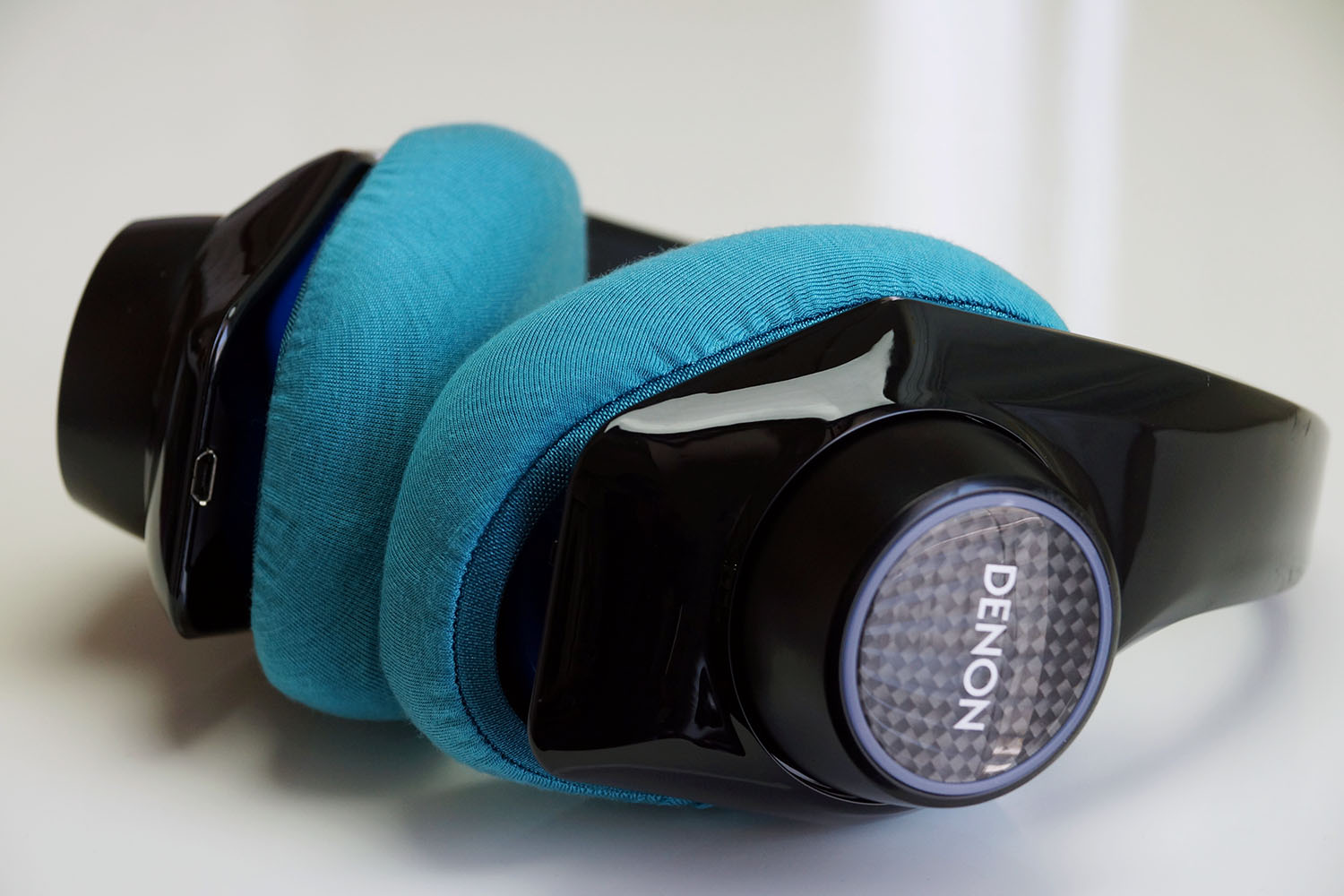 DENON ヘッドホン AH-D400 Amazon.co.jp: Denon URBAN RAVER 密閉型