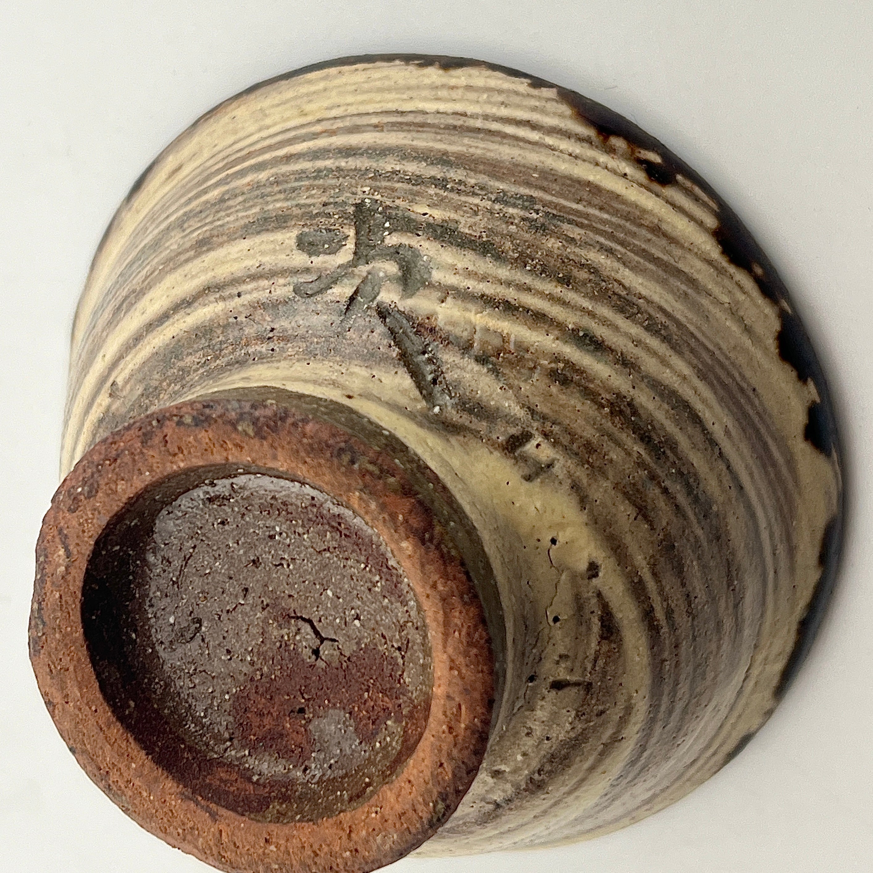 人間国宝 金城次郎 ぐい呑み 壺屋焼 人間国宝 金城次郎作 魚文湯呑