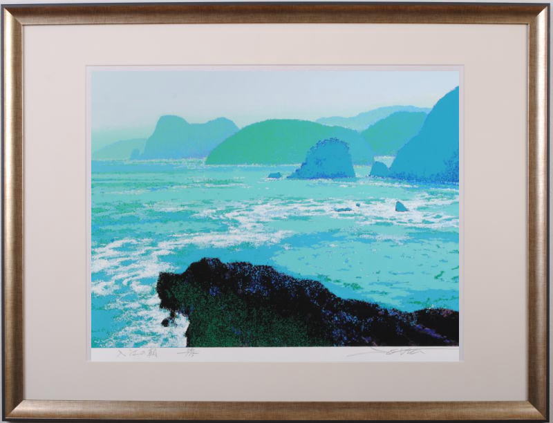 海の絵をシルクスクリーンの版画で制作した池上壮豊の海