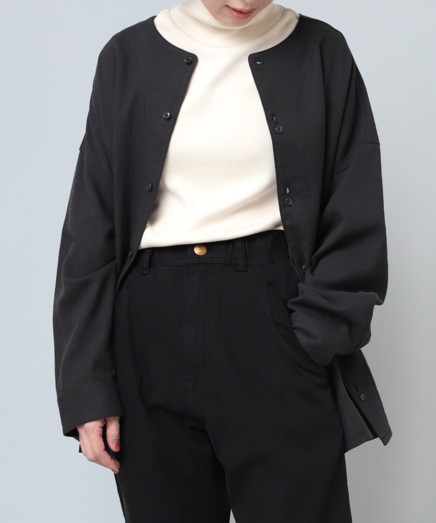 B2782 ノーカラーアトリエブラウス(M オフホワイト): トップス - RNA