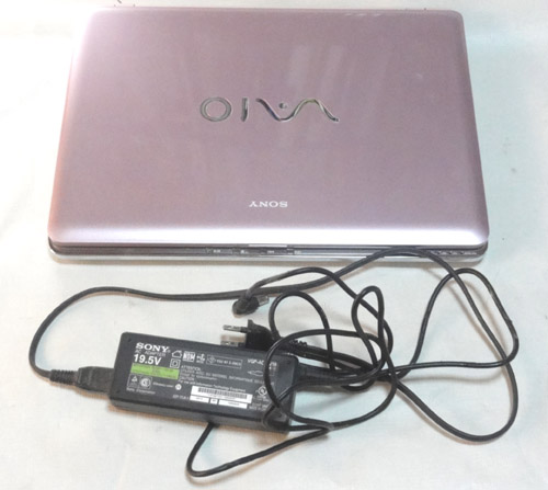 SONY ノートパソコン VAIO 純正アダプター付 純正マウス付 ジャンク品