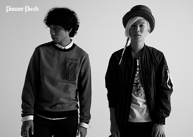 美品 吉田山田 パーカー M 吉田結威 山田義孝 吉田山田展 福袋 非売品