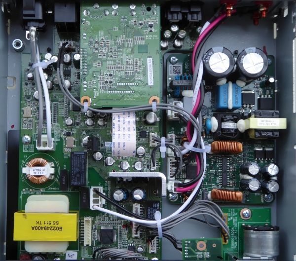 TEACのAI-301DAで使われている部品（分解）とノイズの不具合: okoyaの