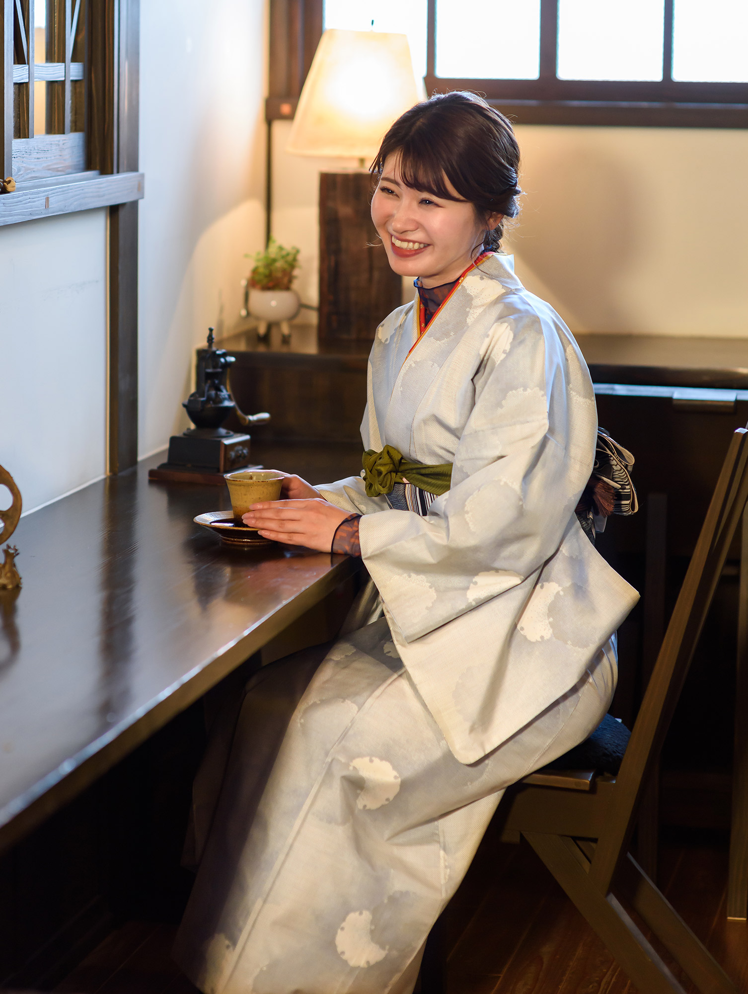 美品 正絹袷 本場白大島紬単品 【公式通販】