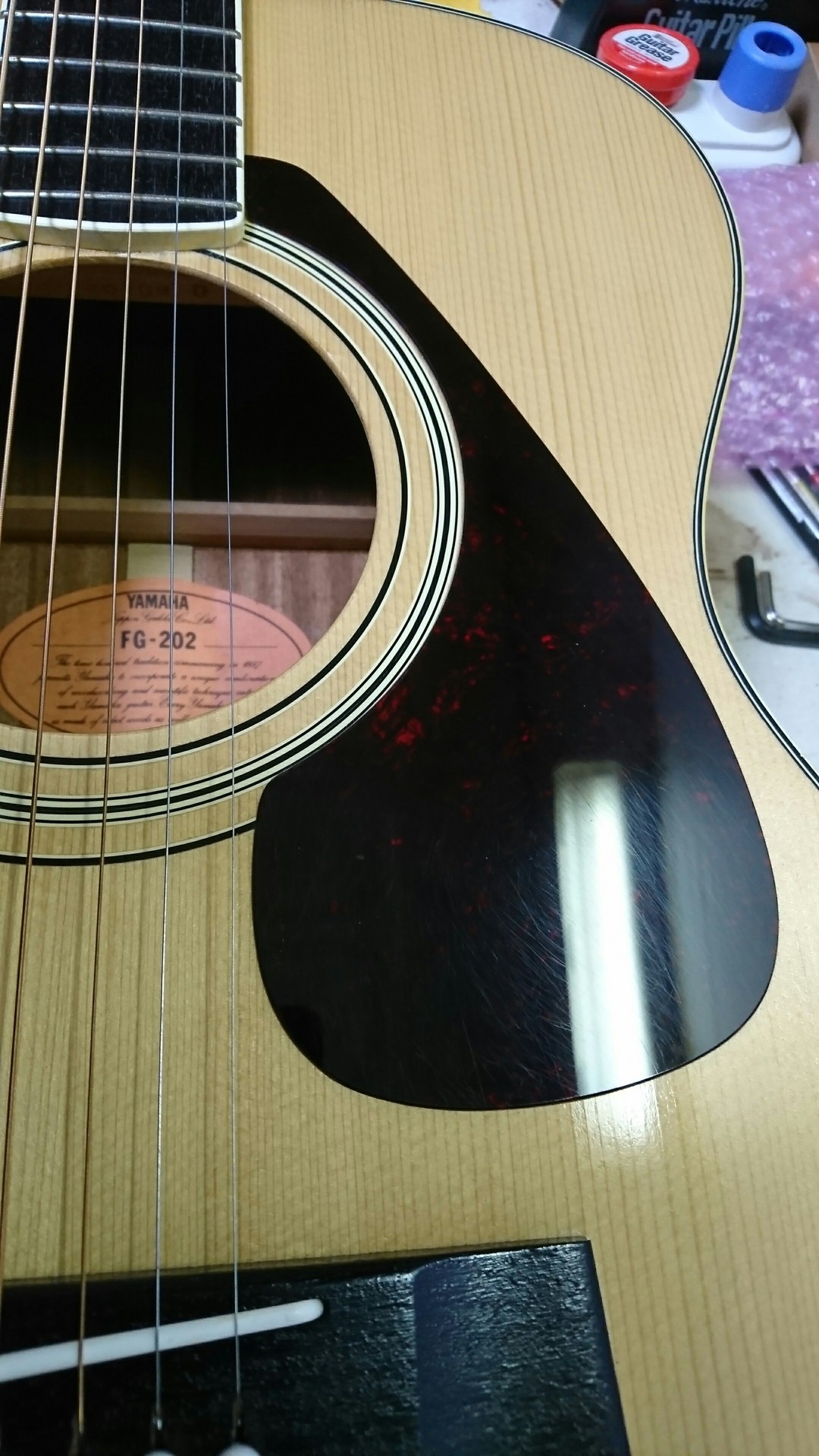 YAMAHA FG-202のご紹介♪: オヤジの挑戦TK□趣味のギター弾き語り