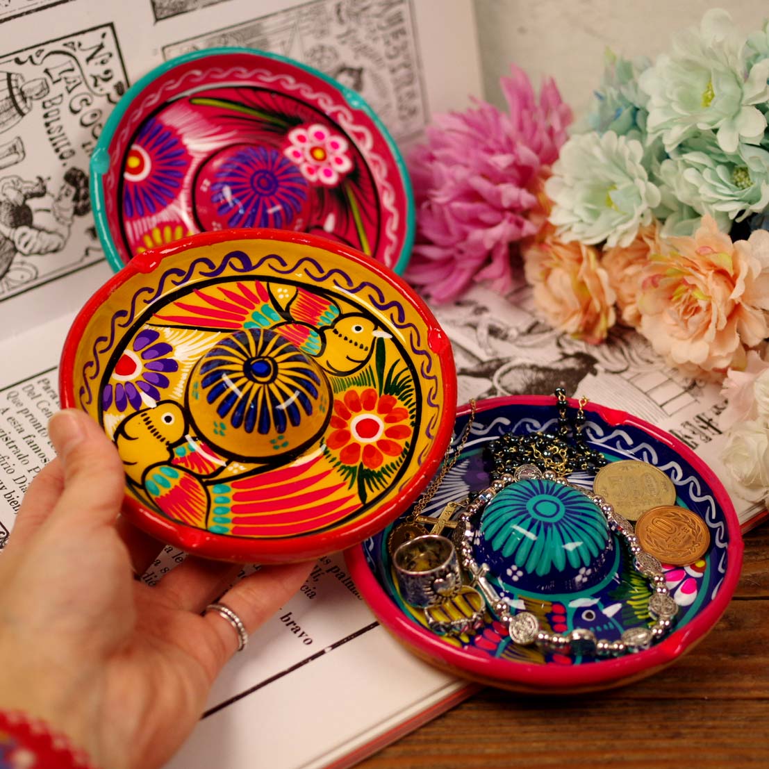 マルティグラス 灰皿 レトロ オレンジ花柄 グリーン Amazon.co.jp