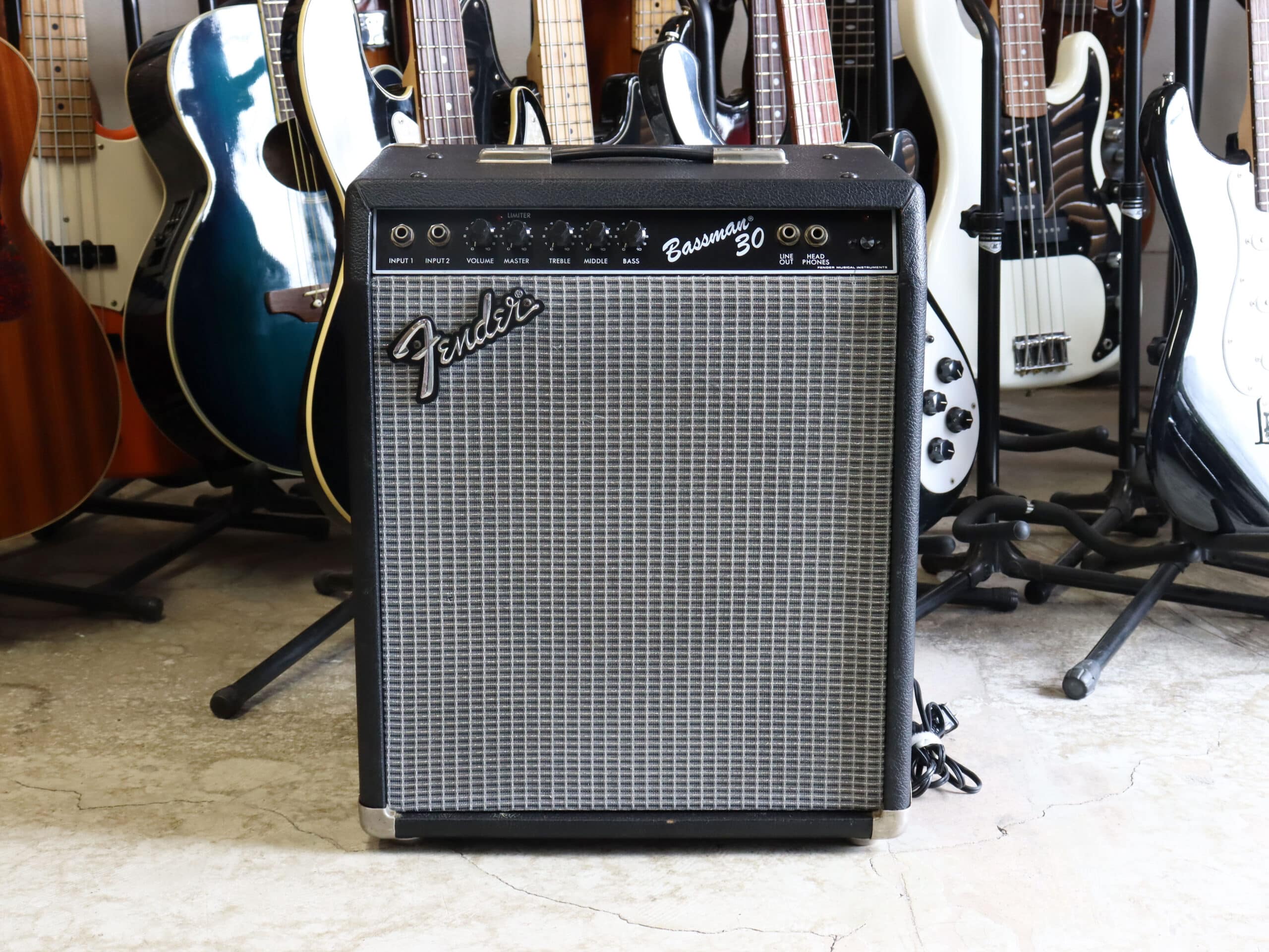 中古】Fender Bassman 30 コンボベースアンプ - 神奈川県の中古楽器店