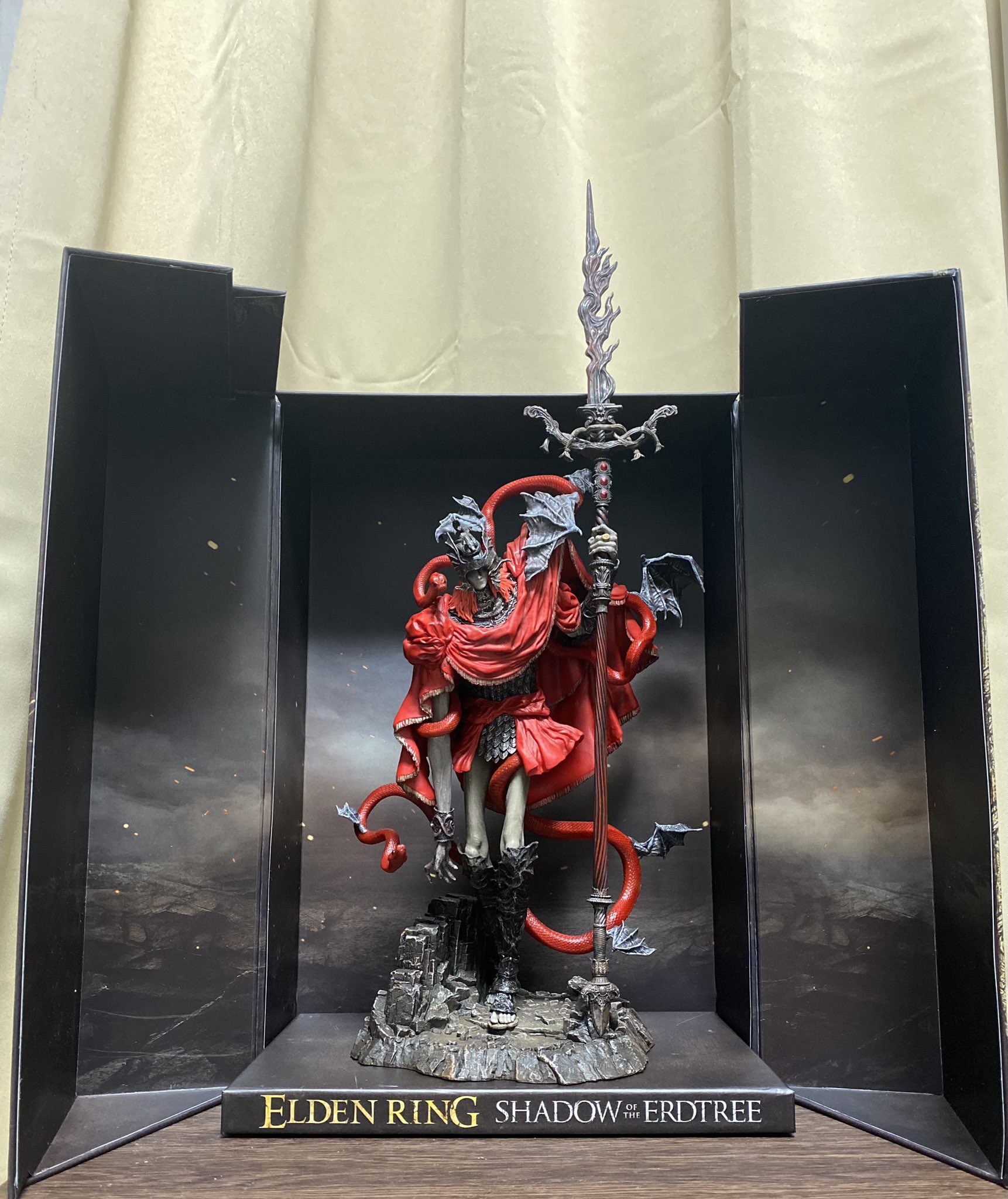 エルデンリング 串刺し公・メスメル スタチュー フィギュアのみ 新品