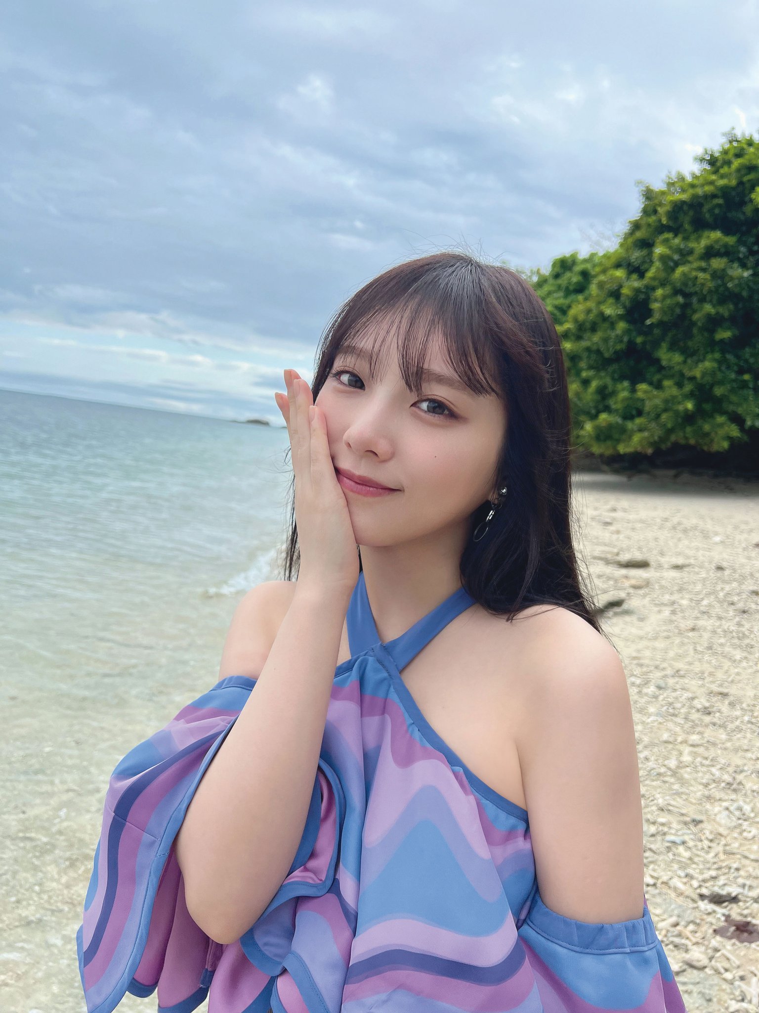 与田祐希 『逃げ水』直筆サイン入りポスター Yahoo!オークション