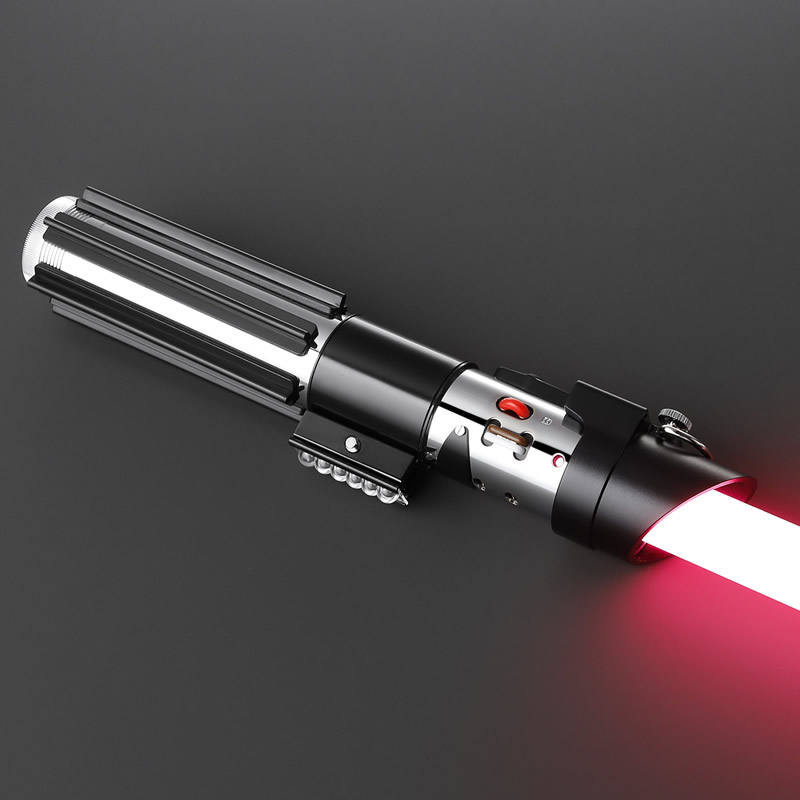 ダース・ベイダーのライトセーバー、デザインが違うって知ってる？