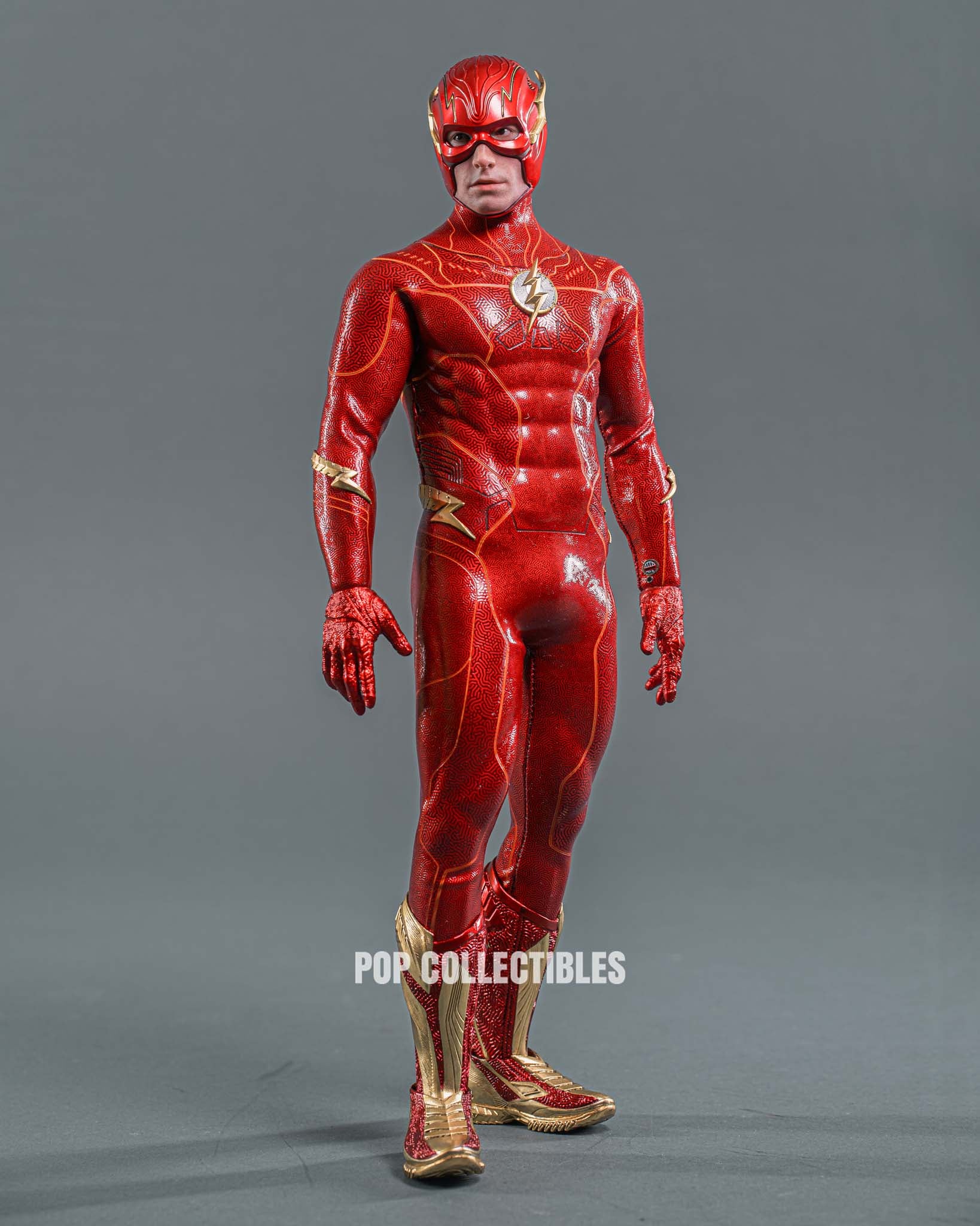Hot Toys MMS713B The Flash – The Flash 1/6 Scale Collectible