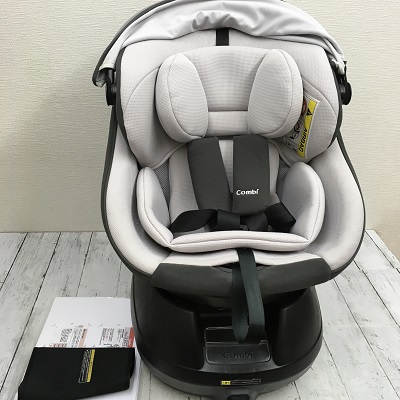 美品☆コンビ☆クルムーヴ シンプライト チャイルドシート ベビーザら