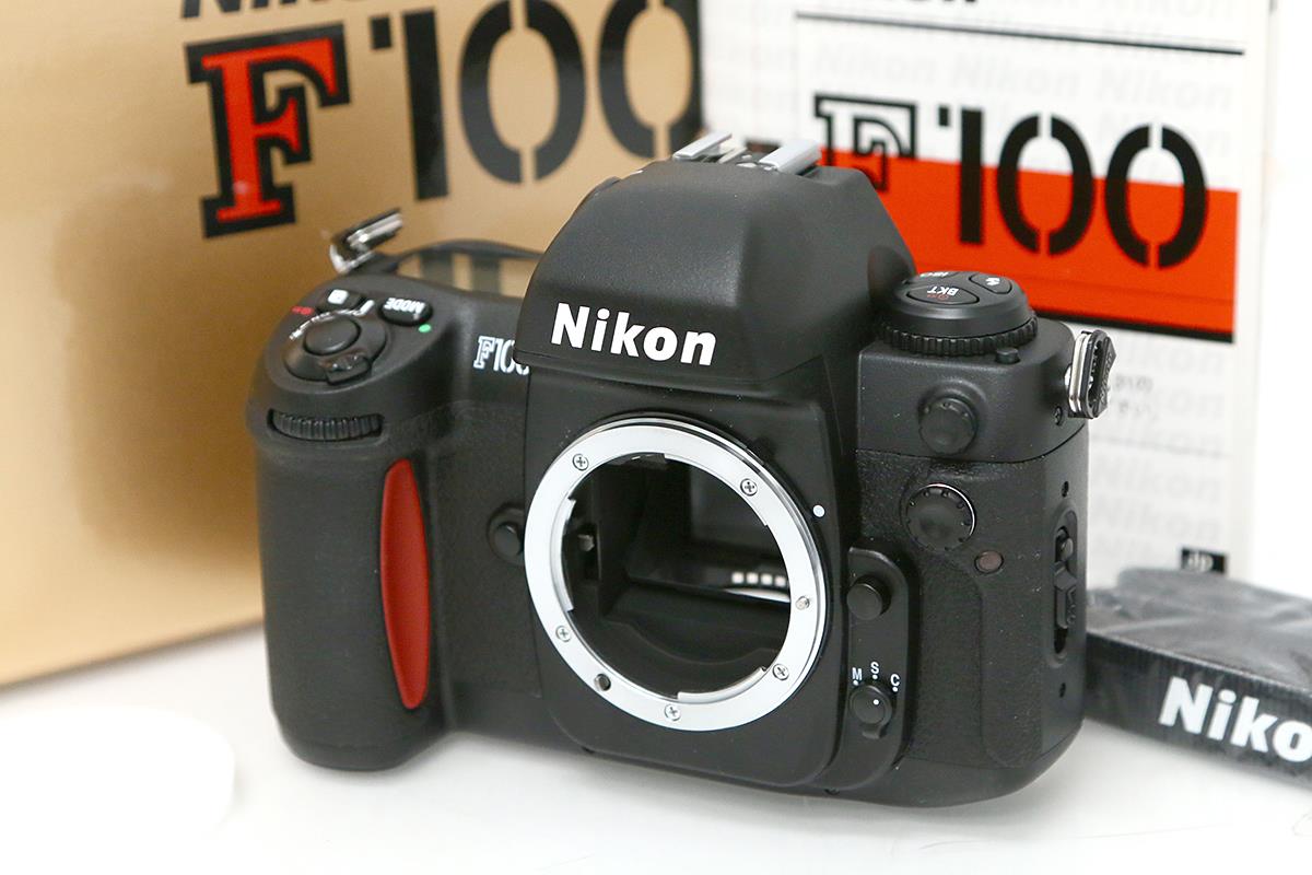 Nikon F100 一眼レフカメラ 24-50mmレンズ付き Nikon F100 一眼レフ