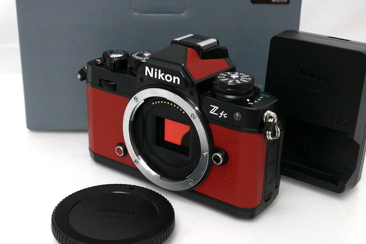 ショット数35回】Nikon Z fc ボディクリムゾンレッド・受付終了カラー