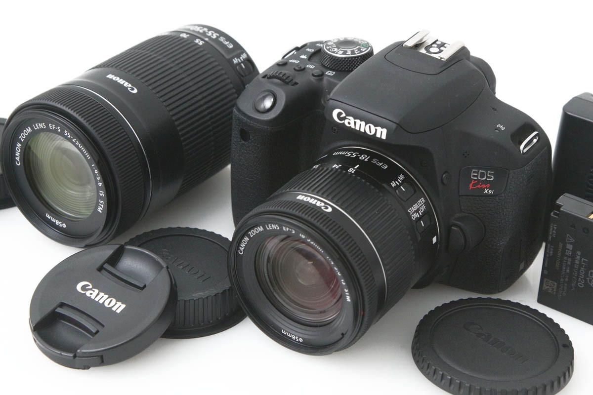 Canon EOS Kiss X9iダブルズームレンズセットでございます♪ レンタル