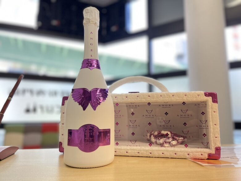 空箱】angel ロゼ ホワイト ゴールド ホリデイ エディションレザー