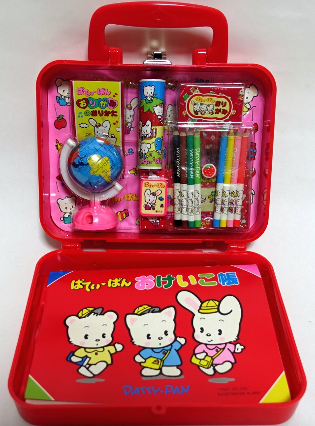 ぱてぃぱんのメロディコンパクトとようちえんバッグ