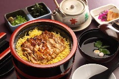 ひつまぶし 4点 4分割で味わうひつまぶし 起源は「器の保護」 - 日本