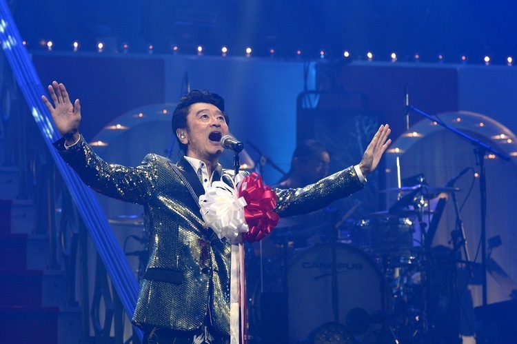 桑田佳祐、第3回「ひとり紅白歌合戦」開催決定。AAA啓発活動の終焉に