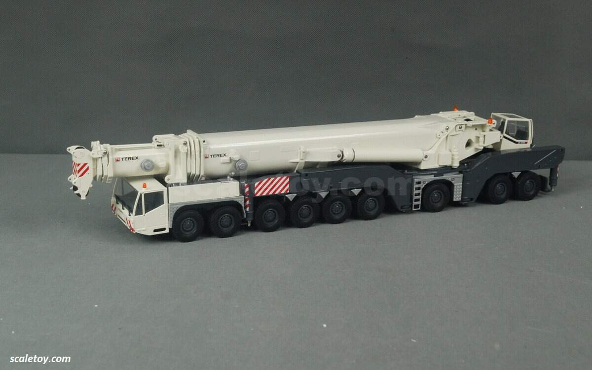 TEREX AC 1000 クレーン模型 1/50スケール TEREX AC 1000 クレーン模型