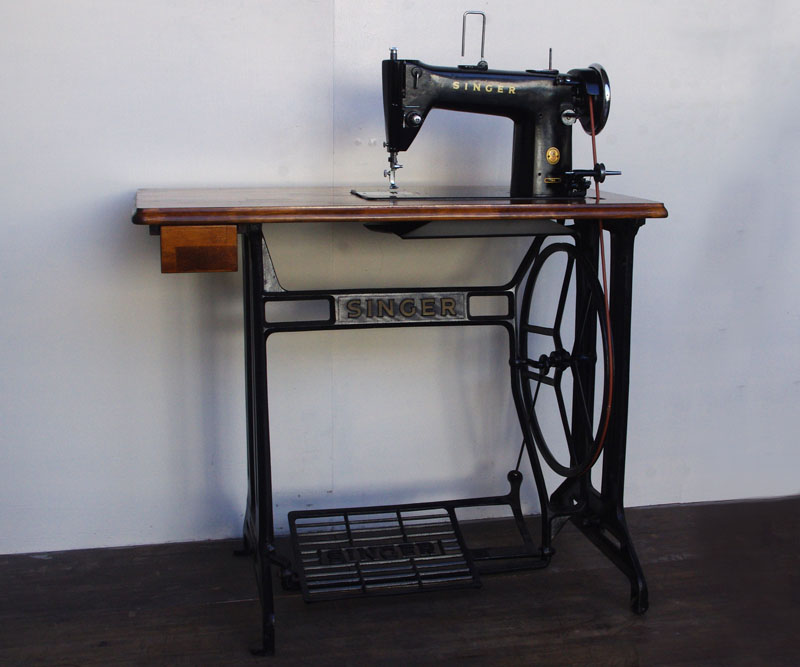 No.601 SINGER 188 シンガー製 職業用足踏みミシン：アンティーク