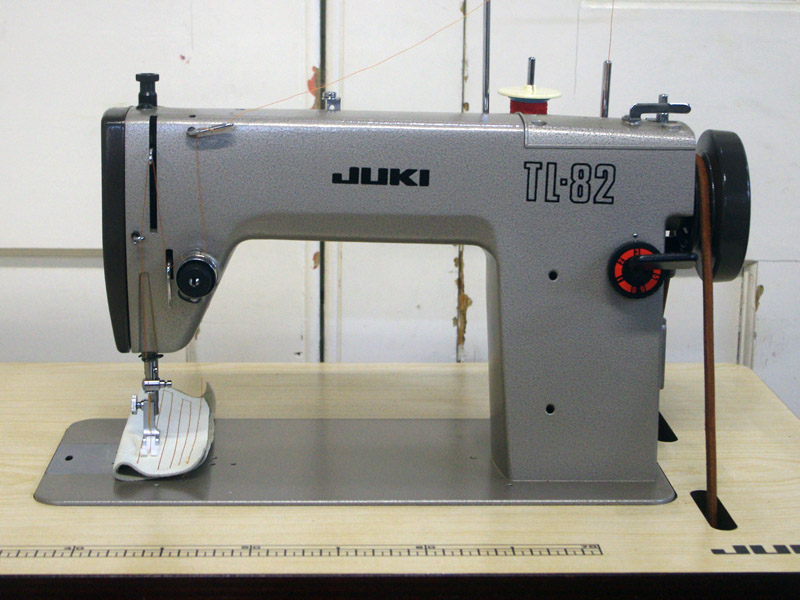 No.633 JUKI TL-82 ジューキ製 職業用足踏みミシン：アンティーク