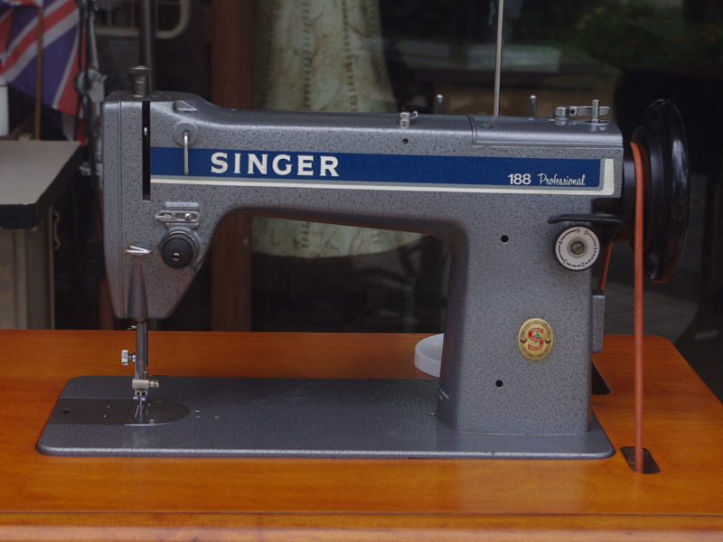 No.707 SINGER 188 professional シンガー製 職業用足踏みミシン