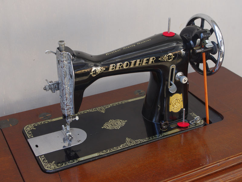 ミシン アンティーク レトロ ブラザー brother 昭和レトロ 足踏み