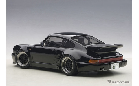 湾岸ミッドナイト「黒い怪鳥 ブラックバード」、1/18スケールモデル