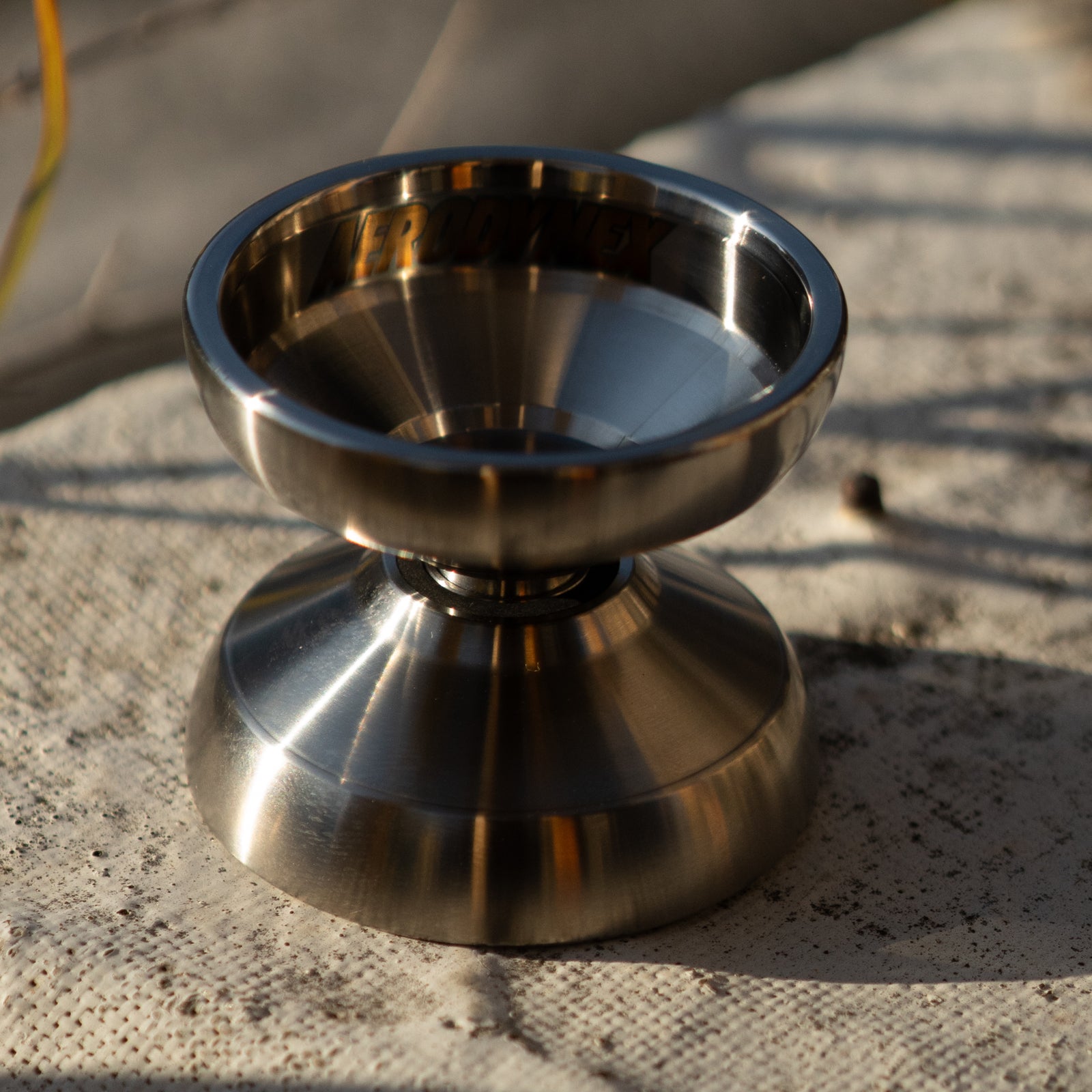 Mowl エアロディネックスti ロゴありver mowl エアロディネックス Ti